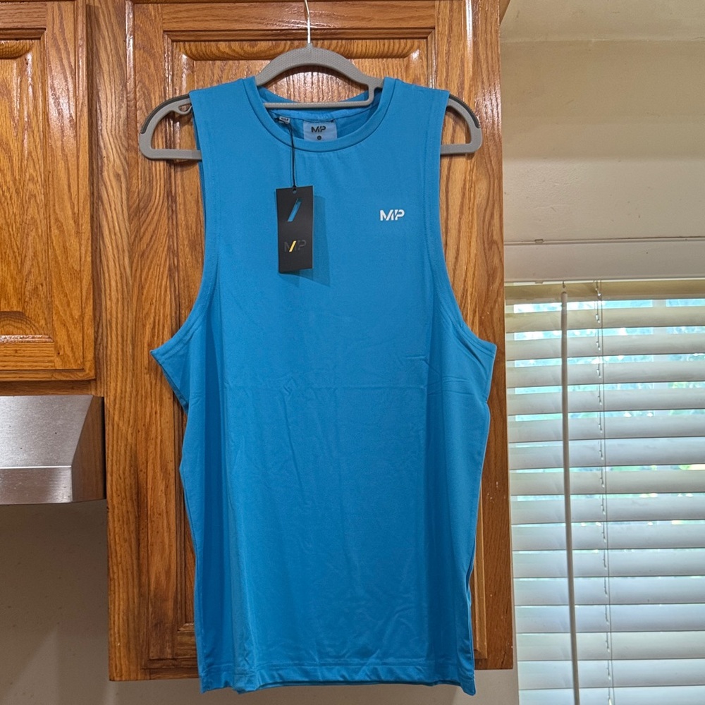 NWT MEN’s MP Blue Sleeveless Tank Top size SMALL (36-38)